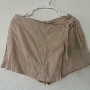 Old Navy Women's Tan Skort in a Linen Blend Fabric